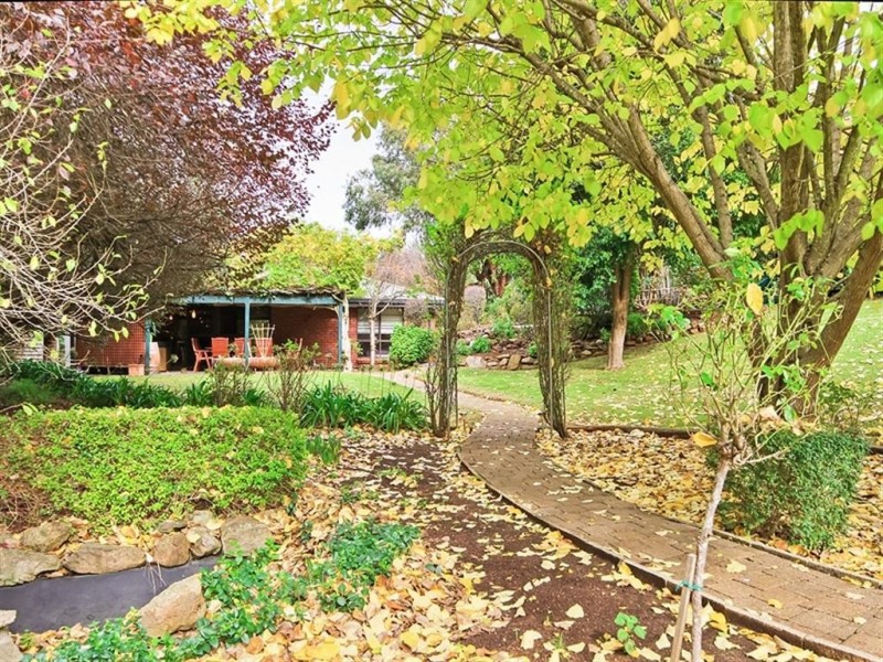 60 Grants Gully Road, Clarendon SA 5157