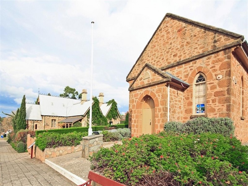 60 Grants Gully Road, Clarendon SA 5157