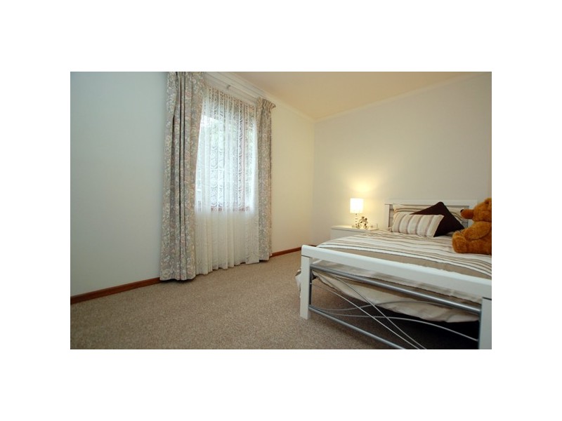 17 Workara Terrace, Morphett Vale SA 5162