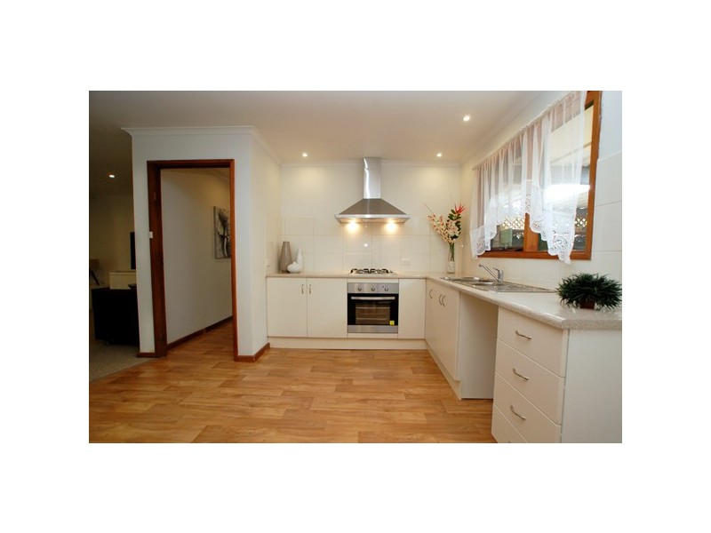 17 Workara Terrace, Morphett Vale SA 5162