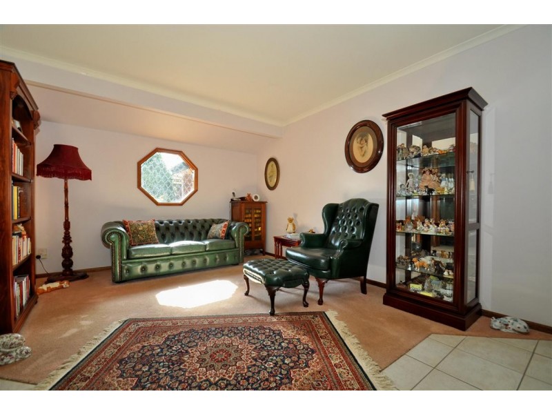 24 Epsilon Close, Woodcroft SA 5162