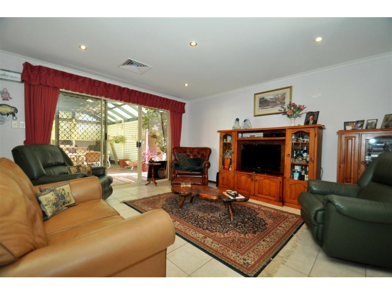 24 Epsilon Close, Woodcroft SA 5162