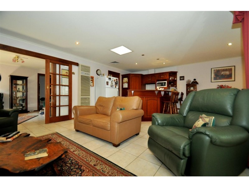 24 Epsilon Close, Woodcroft SA 5162