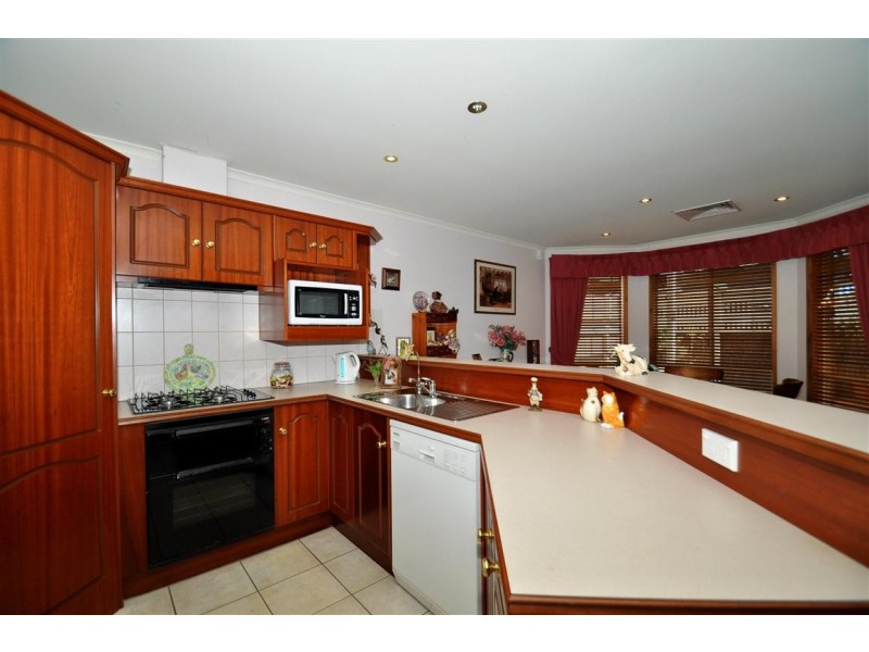24 Epsilon Close, Woodcroft SA 5162