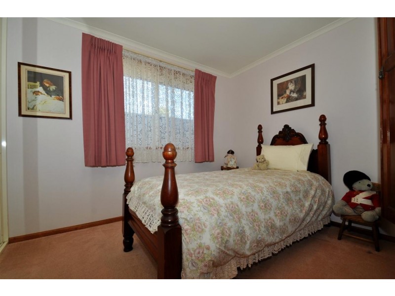 24 Epsilon Close, Woodcroft SA 5162