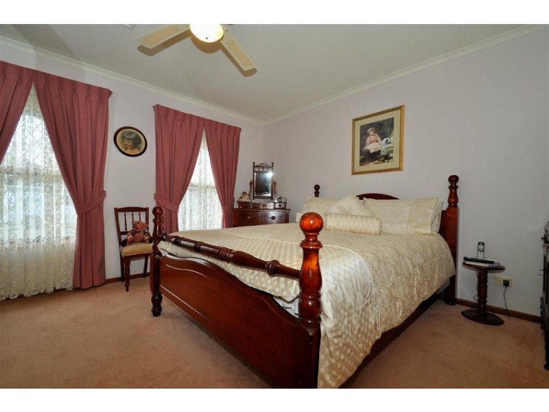 24 Epsilon Close, Woodcroft SA 5162
