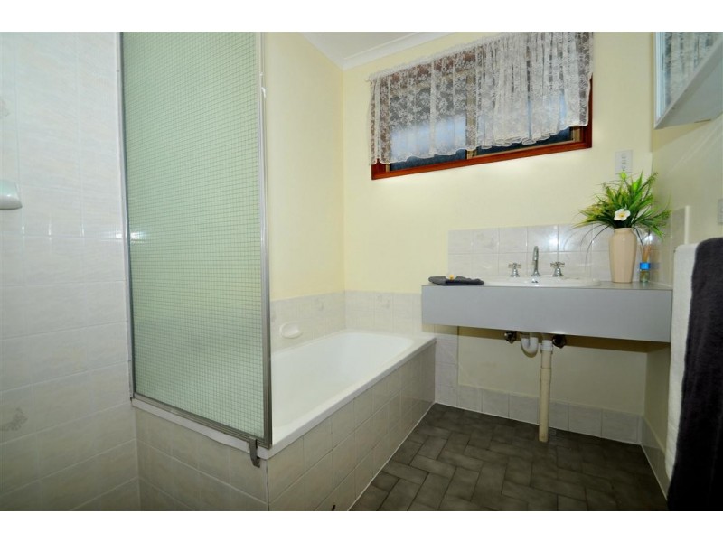 4 Floyd Court, Old Reynella SA 5161