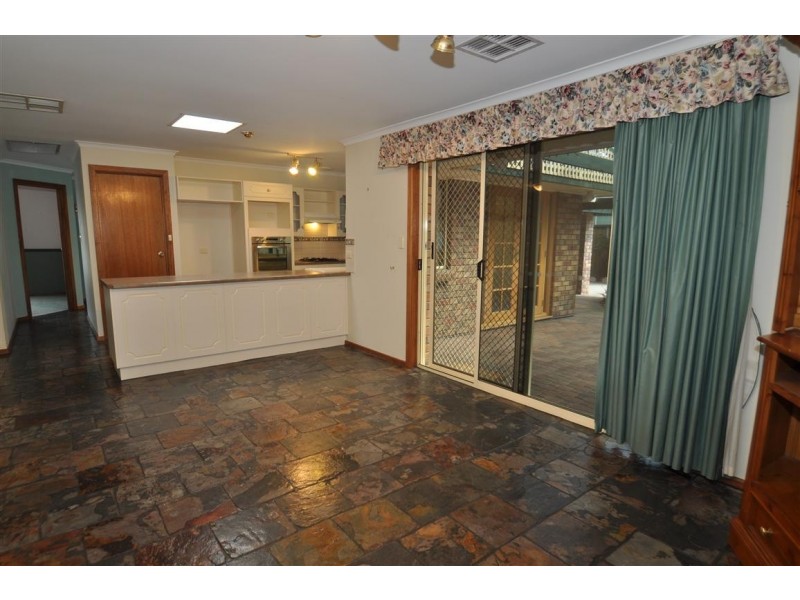 7 Berenwode Circuit, Morphett Vale SA 5162