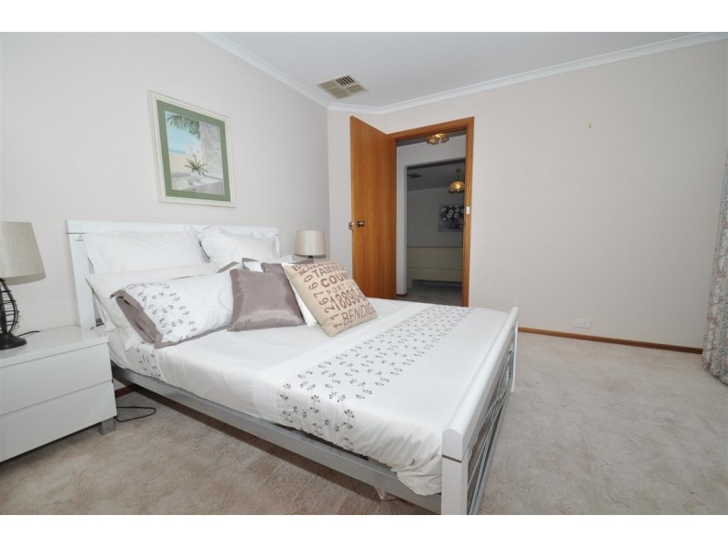 21 Hendon Street, Clovelly Park SA 5042