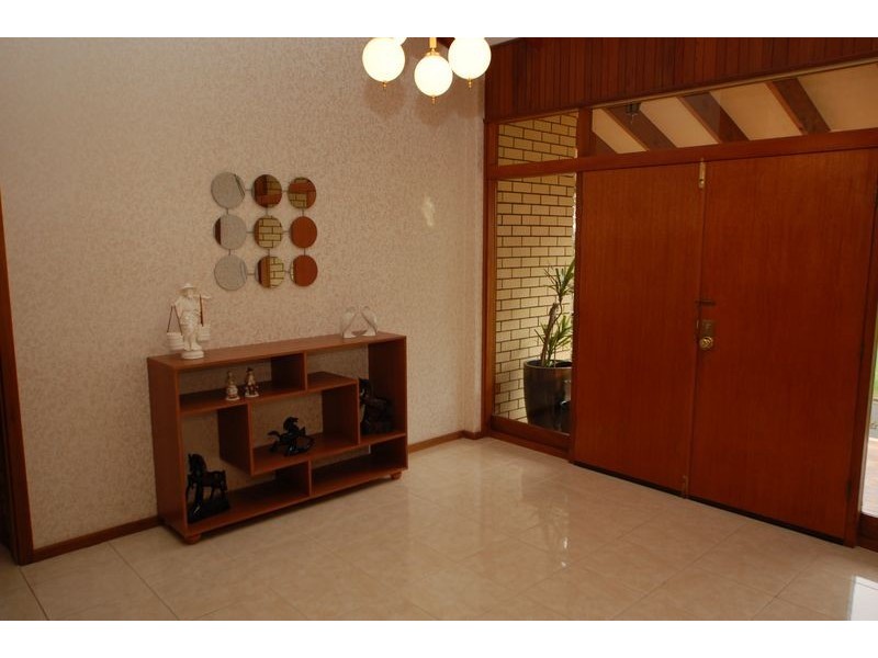 14 Thistleton Crescent, Pasadena SA 5042