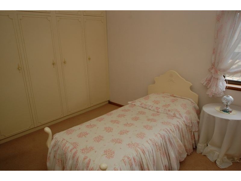 14 Thistleton Crescent, Pasadena SA 5042