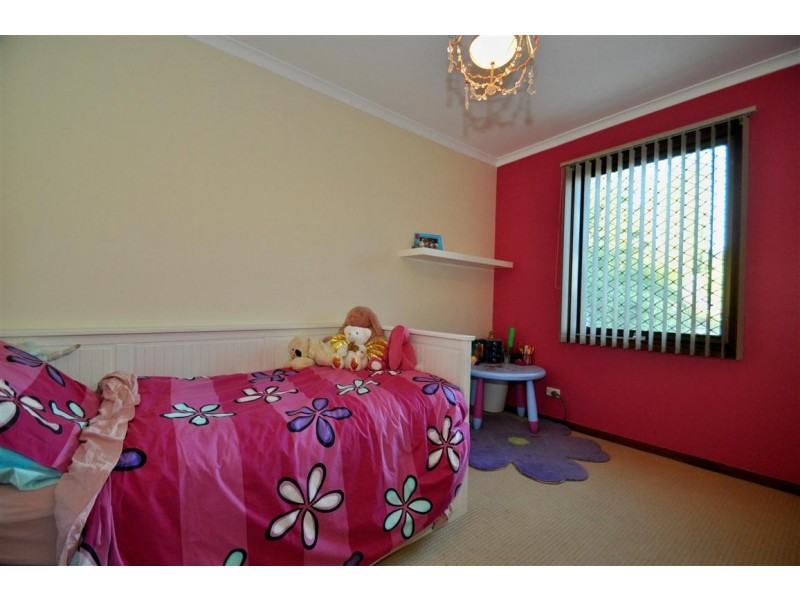 18 Osmund Crescent, Christie Downs SA 5164