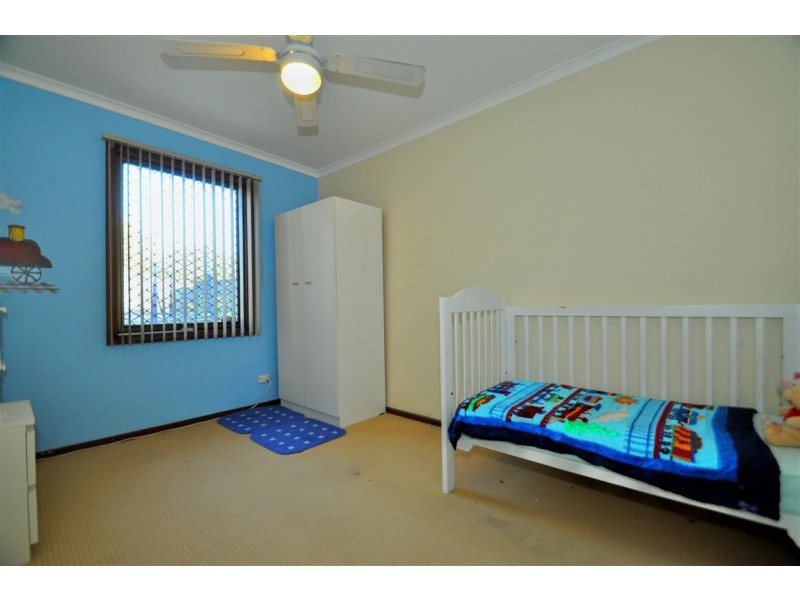 18 Osmund Crescent, Christie Downs SA 5164