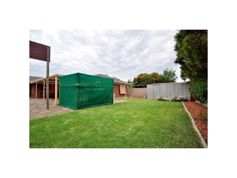 5 Bloomsbury Court, Woodcroft SA 5162