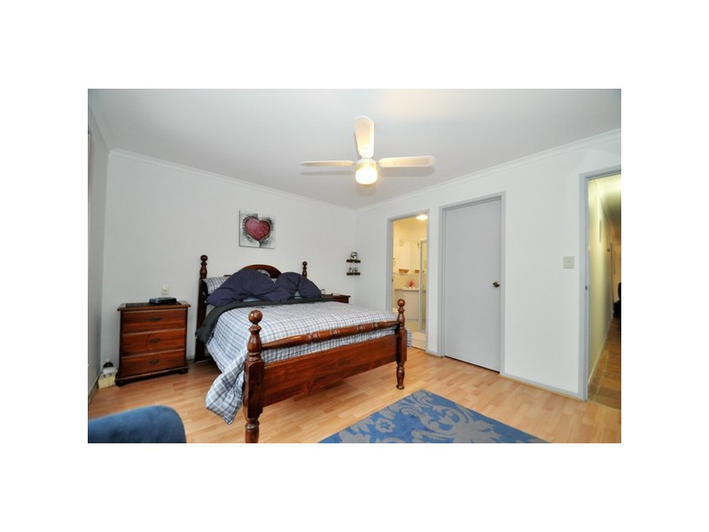 5 Bloomsbury Court, Woodcroft SA 5162