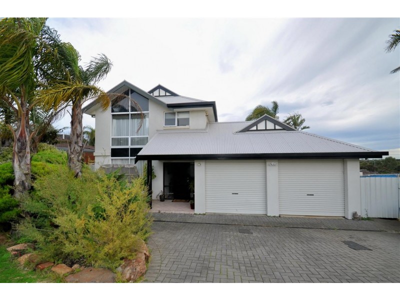 4 The Glade, Woodcroft SA 5162