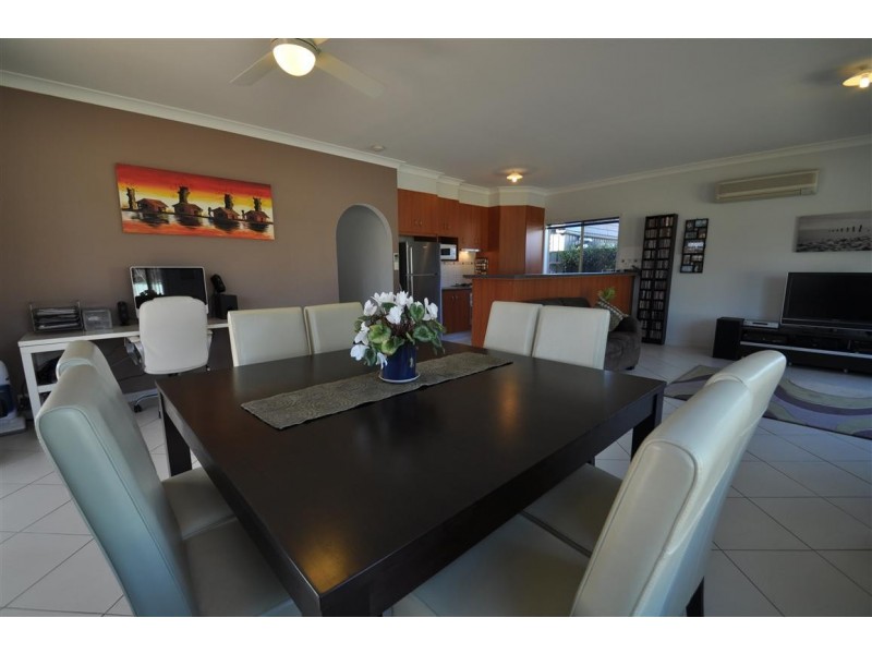 27 Strathmont Drive, Strathalbyn SA 5255