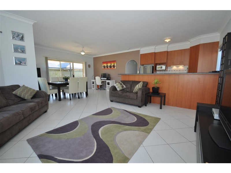 27 Strathmont Drive, Strathalbyn SA 5255