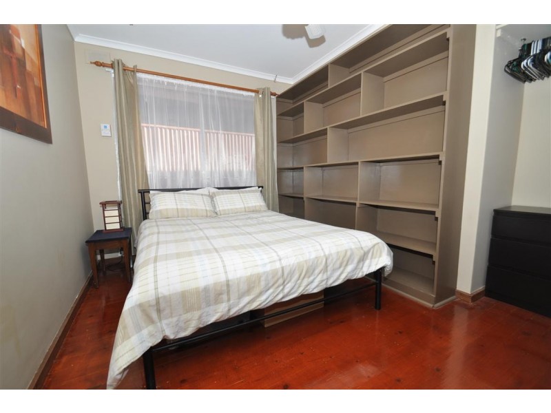 18 Burns Court, Morphett Vale SA 5162