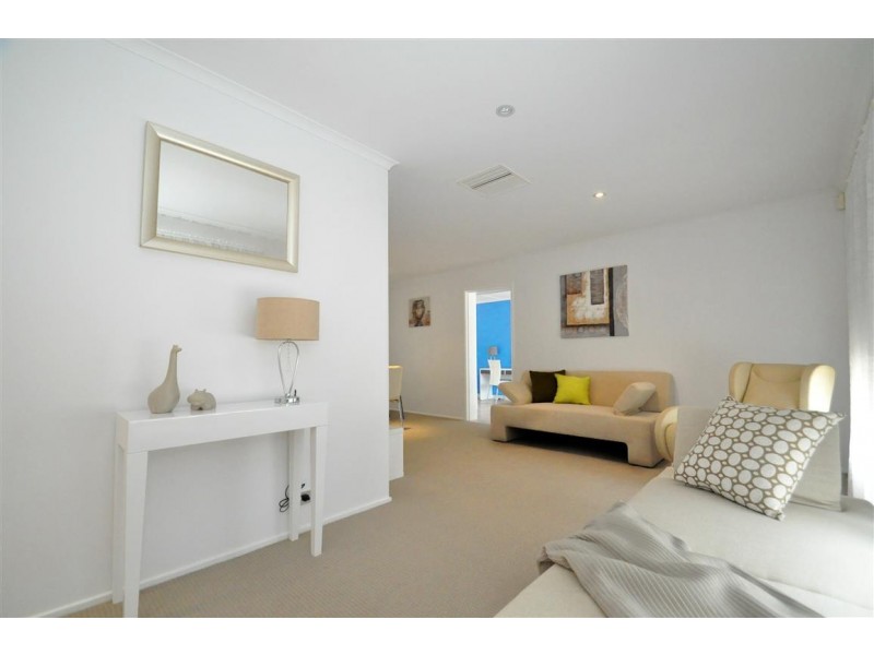 5 Sherebrooke Boulevard, Woodcroft SA 5162