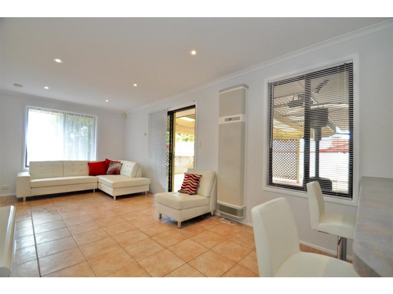 5 Sherebrooke Boulevard, Woodcroft SA 5162