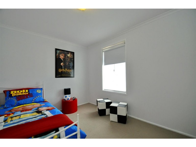 5 Sherebrooke Boulevard, Woodcroft SA 5162