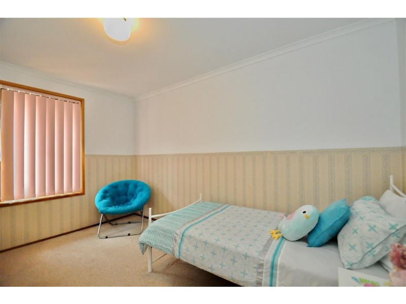 5 Sherebrooke Boulevard, Woodcroft SA 5162