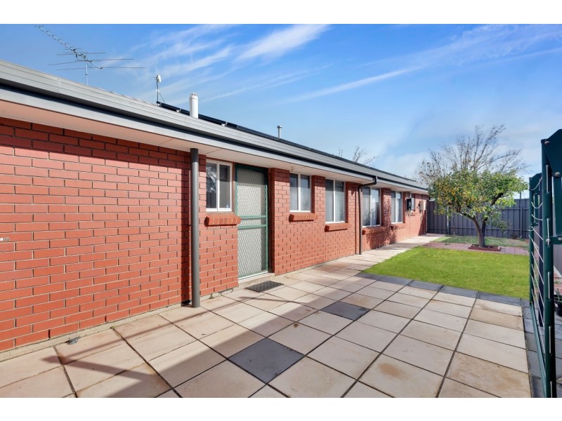 37 Horseshoe Drive, Woodcroft SA 5162