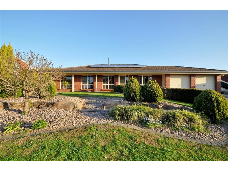 16 Headland Crescent, Woodcroft SA 5162