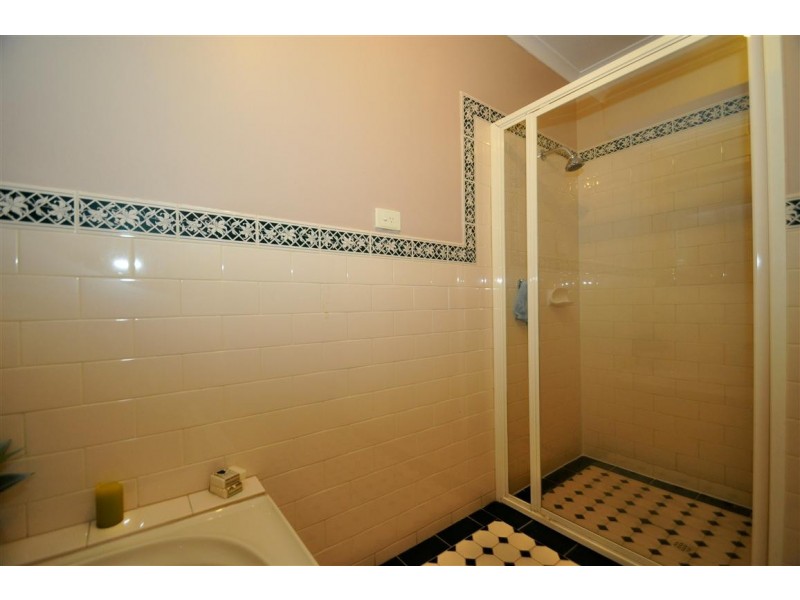 16 Headland Crescent, Woodcroft SA 5162