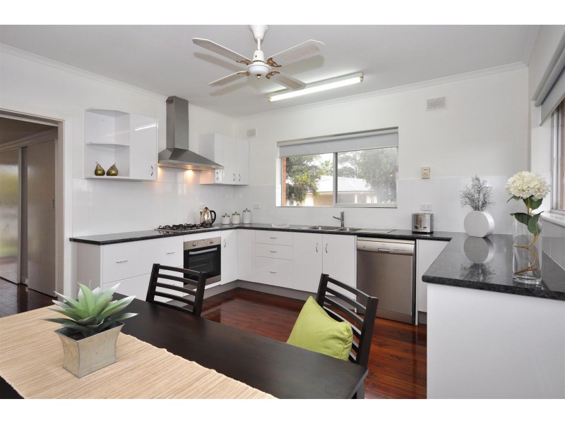 37 Dyson Road, Port Noarlunga SA 5167