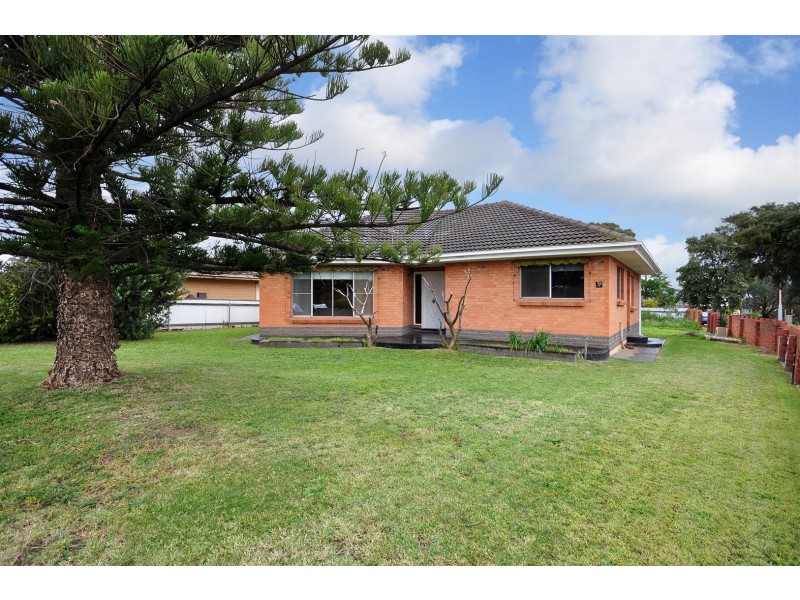 37 Dyson Road, Port Noarlunga SA 5167