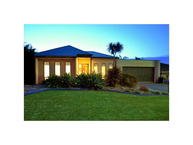 12 Elberry Close, Moana SA 5169