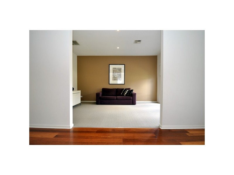 12 Elberry Close, Moana SA 5169