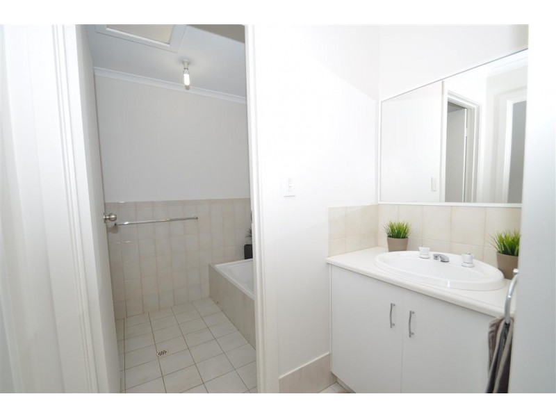 3-30 McInerney Avenue, Mitchell Park SA 5043