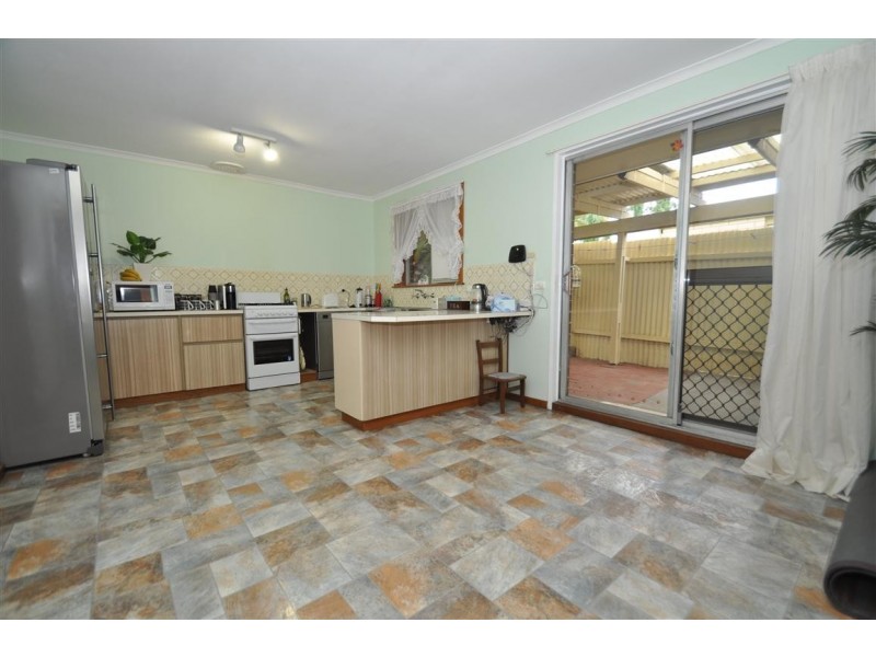 81 Regency Road, Happy Valley SA 5159