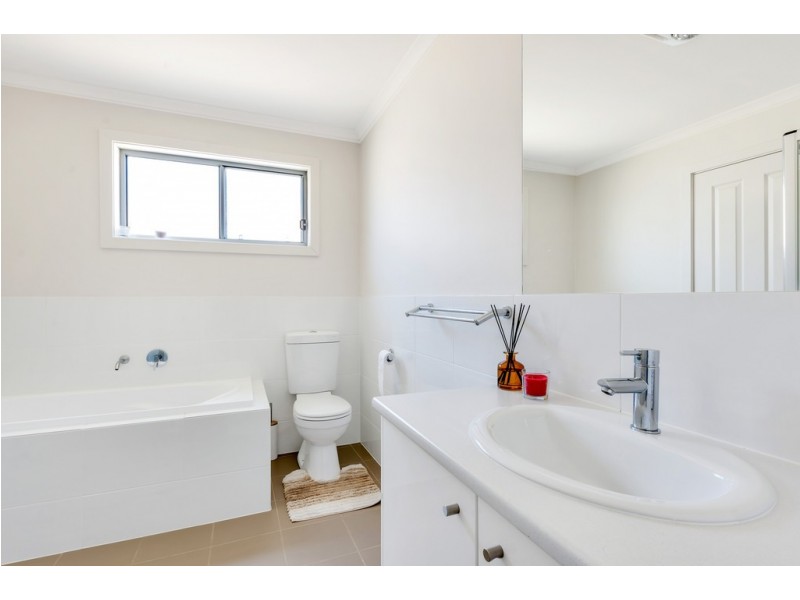 4B Fleming Avenue, Ridgehaven SA 5097