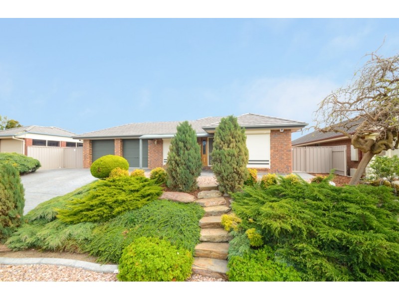 22 Excelsior Grove, Woodcroft SA 5162