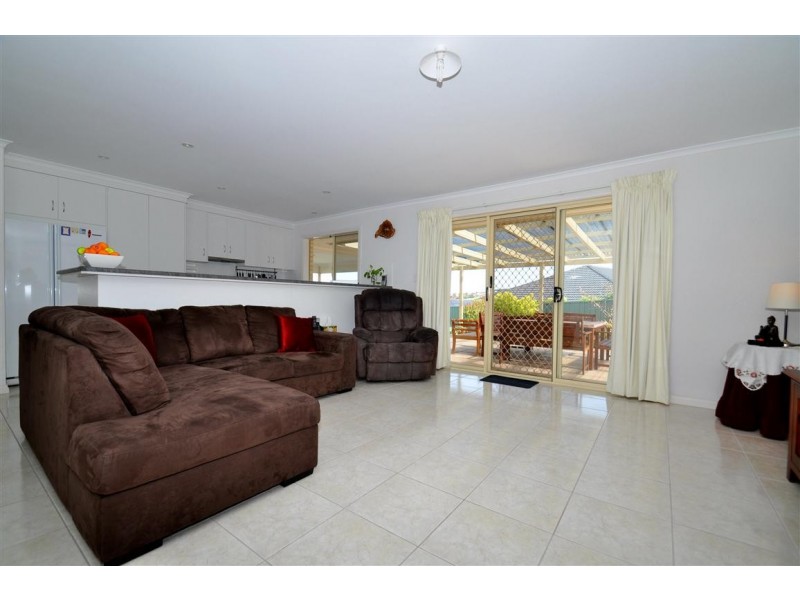 3 Tripp Street, Encounter Bay SA 5211