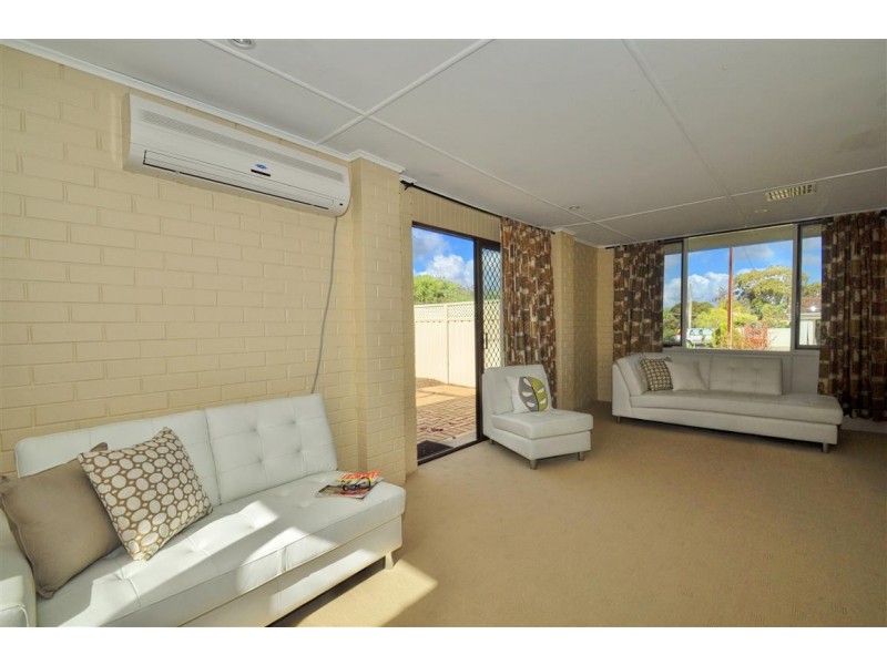 6 Lake Drive, Happy Valley SA 5159