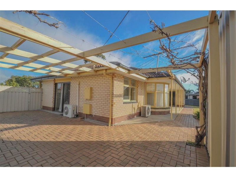 6 Lake Drive, Happy Valley SA 5159