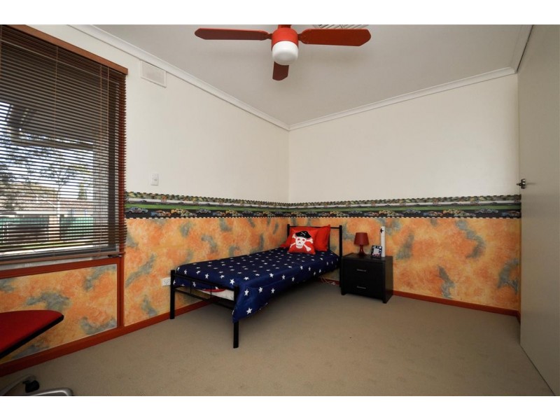 6 Lake Drive, Happy Valley SA 5159