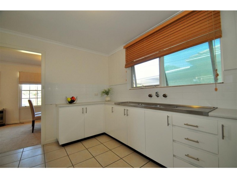 11 Pedro Avenue, Morphett Vale SA 5162