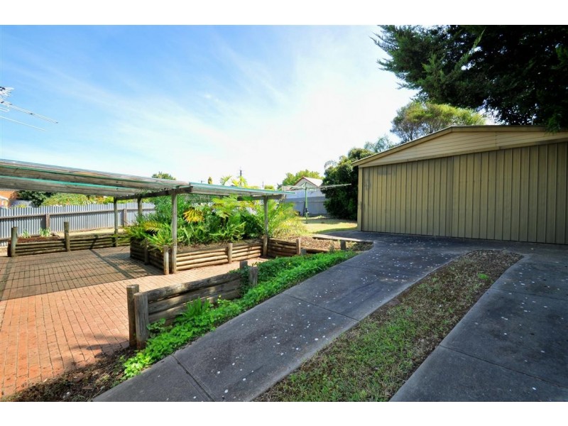 11 Pedro Avenue, Morphett Vale SA 5162