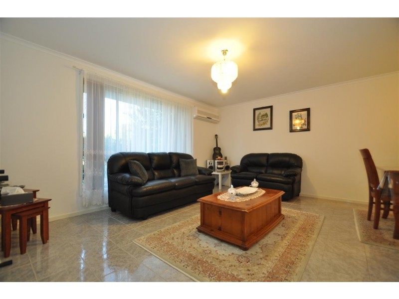 3 Odessa Drive, Woodcroft SA 5162