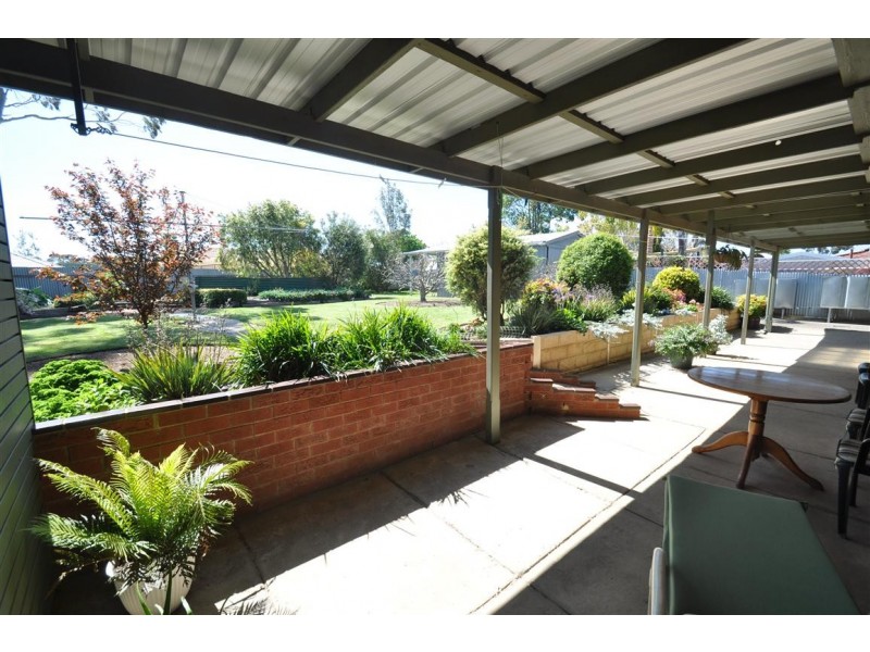 6 Torrens Street, Happy Valley SA 5159