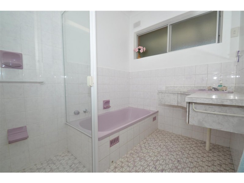 6 Torrens Street, Happy Valley SA 5159