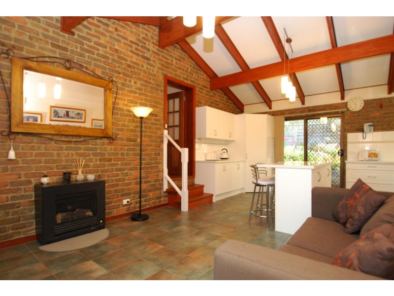 2 Zeevalk Avenue, Hallett Cove SA 5158