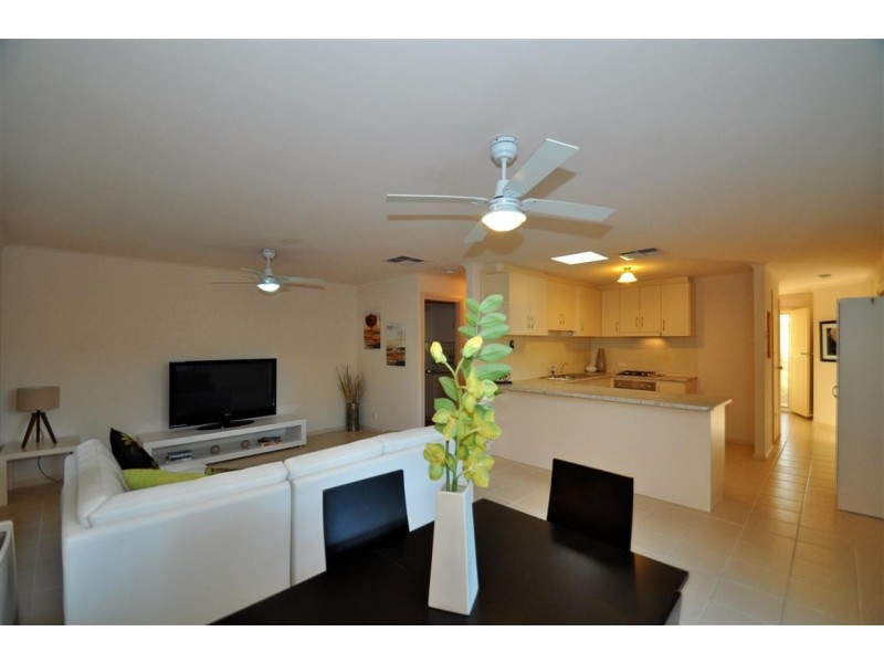 4 Lyle Street, Morphett Vale SA 5162