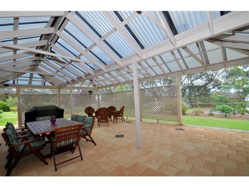 310 Pimpala Road, Woodcroft SA 5162